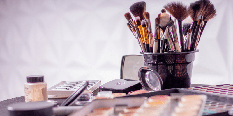 Become a Makeup artist